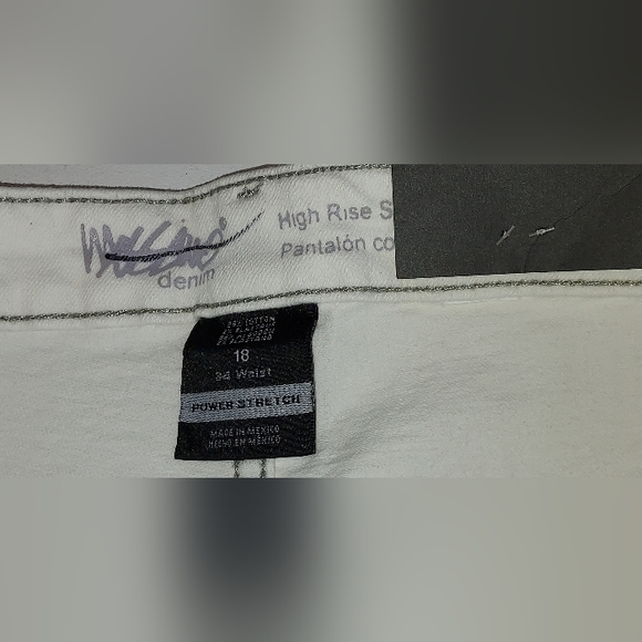 Massimo Off White High Rise Power Stretch Button Fly Jean Shorts NWT - Picture 2 of 5